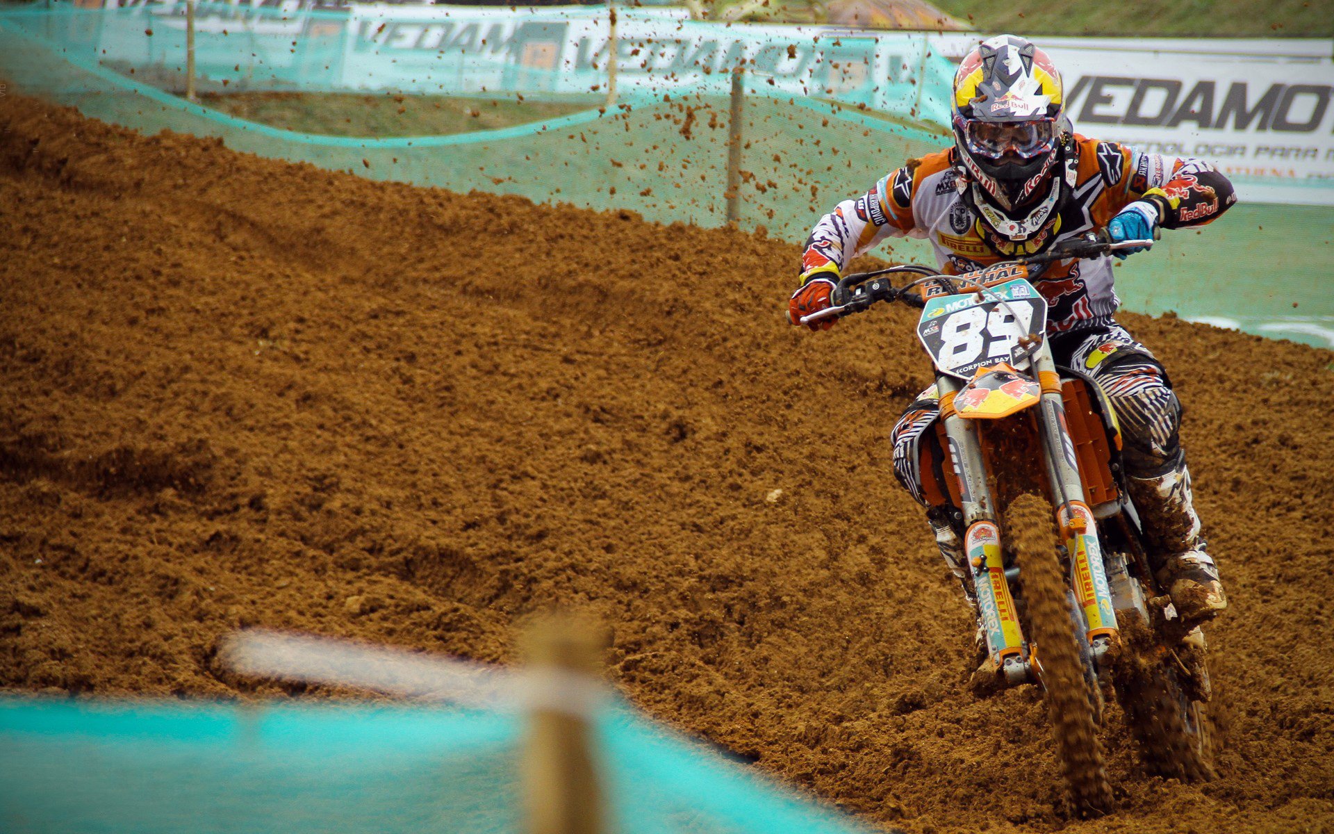 红土新王诞生？梅德韦杰夫蒙特卡洛轻取美网，刷新大师赛纪录引网坛震动